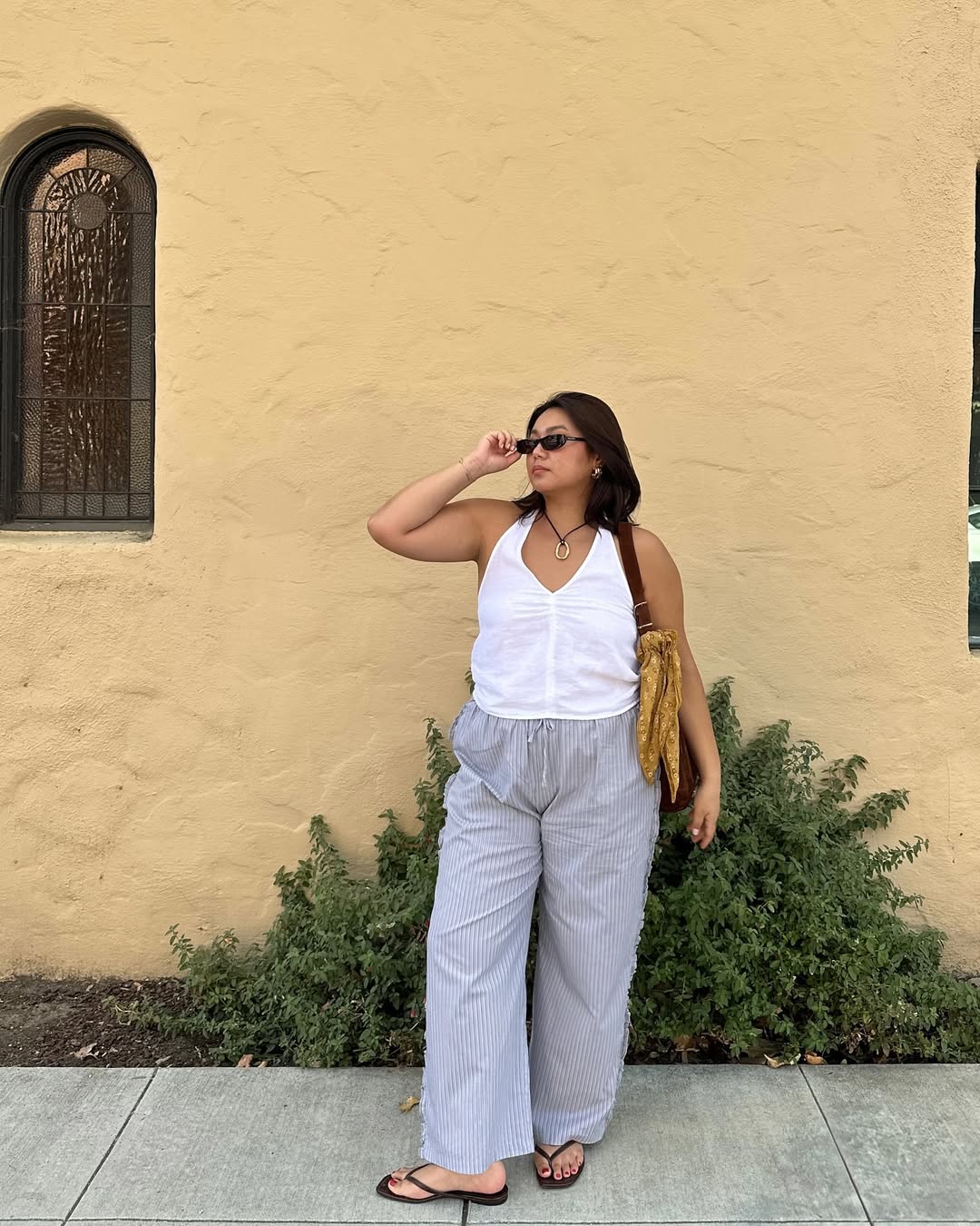 Outfits with Brown Sandals