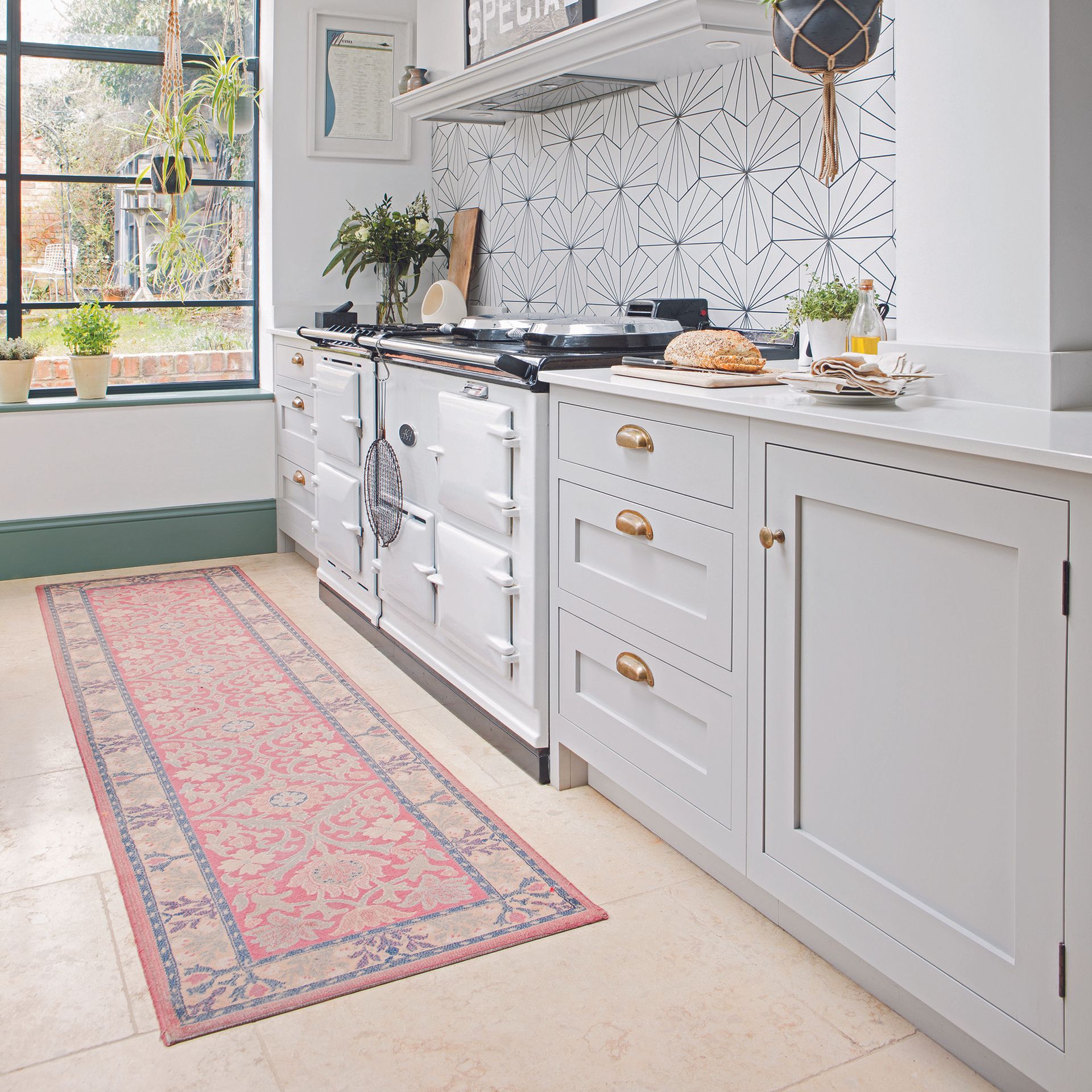 35 grey kitchen ideas for cabinets, worktops and walls | Ideal Home