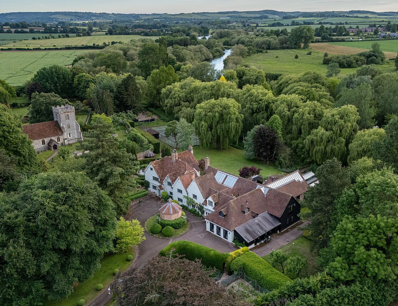 Images of the sublime Rectory Farm House in Oxfordshire