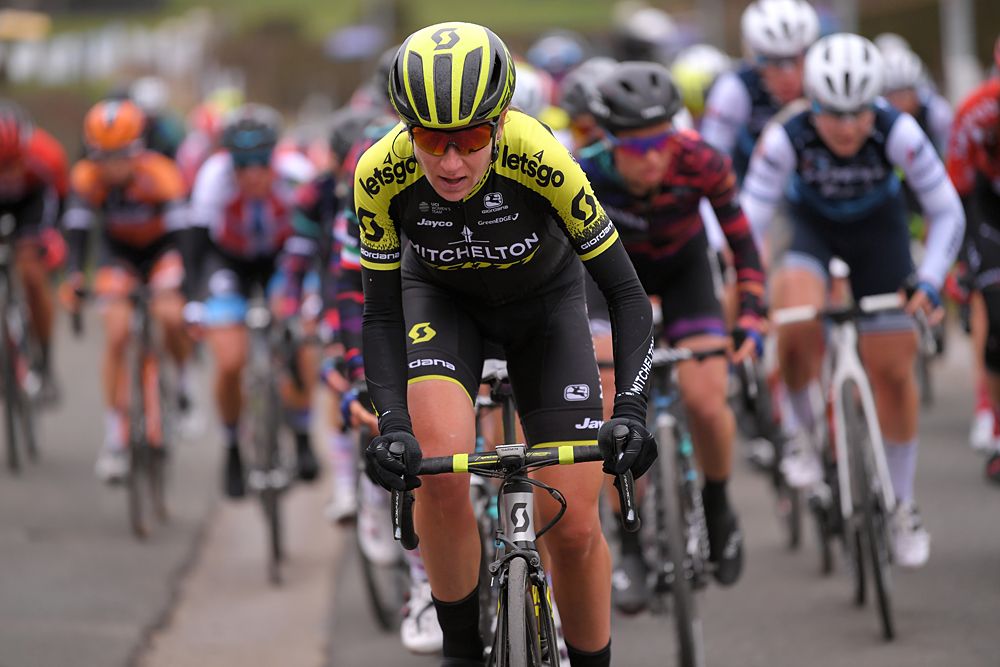 Annemiek van Vleuten (Mitchelton-Scott) returns to racing after injury at Omloop Het Nieuwsblad