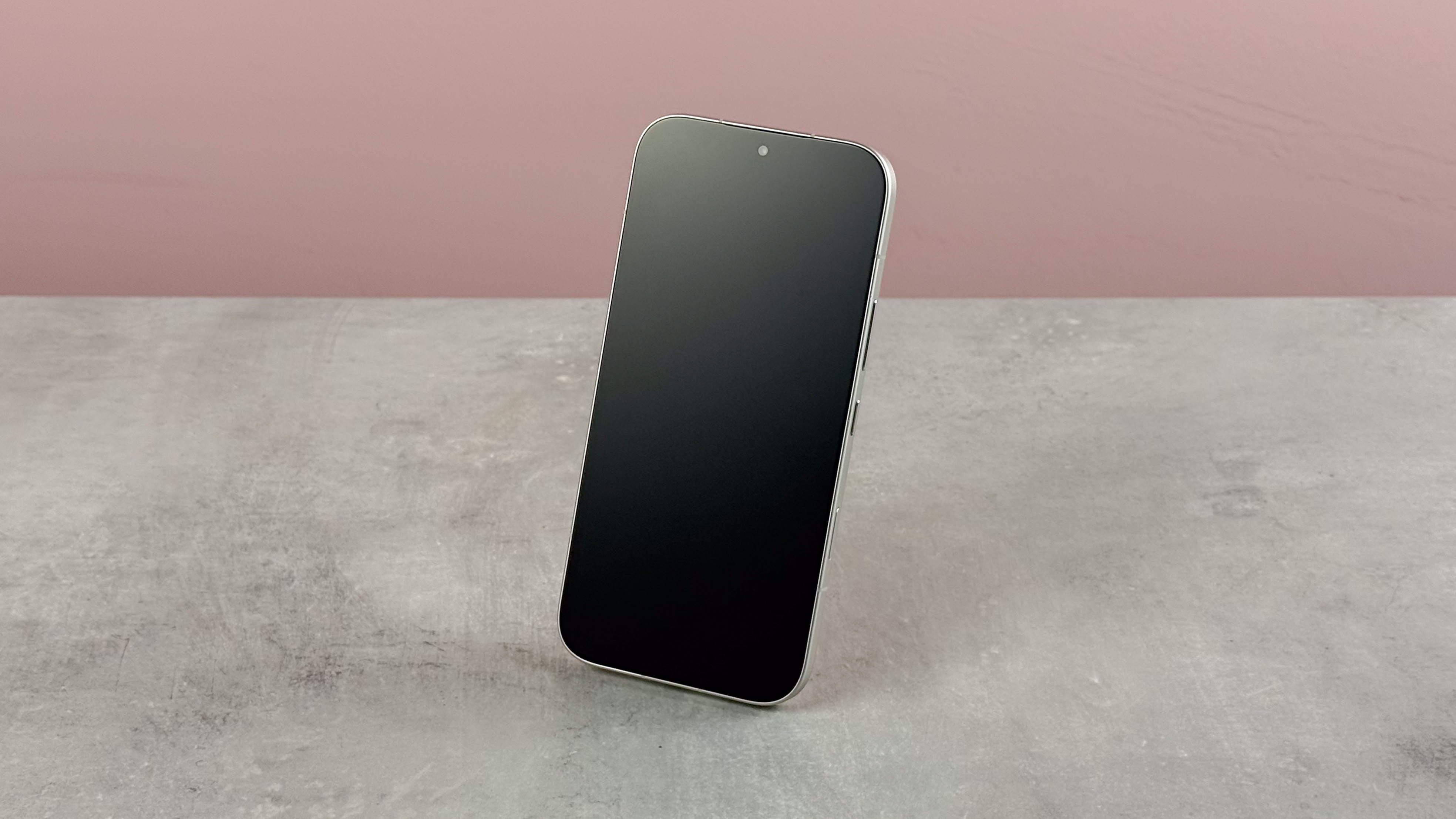 The Honor 600 at a slight angle showing a black screen.