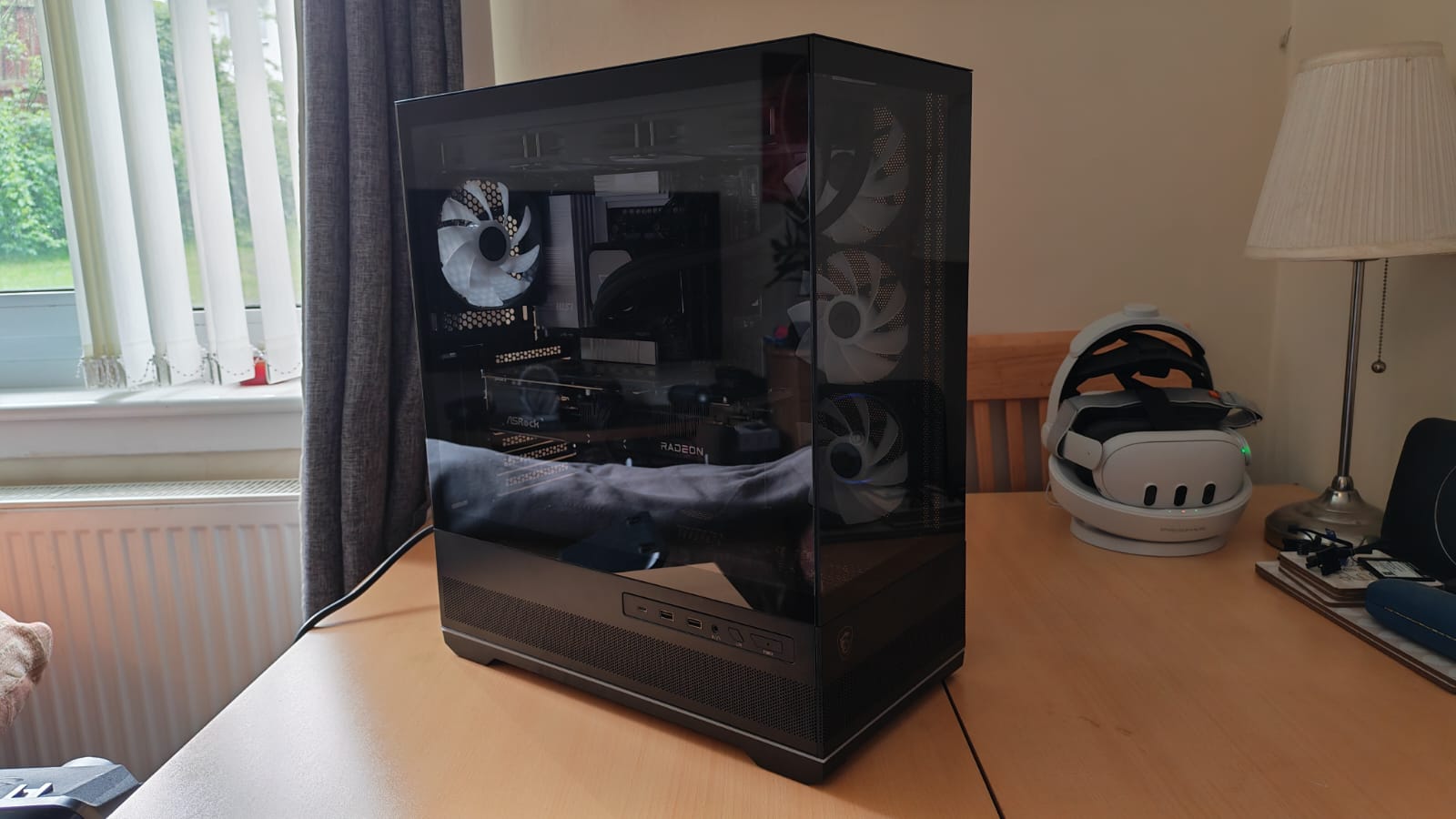 A Quoted Tech Horizon Custom gaming PC turned off