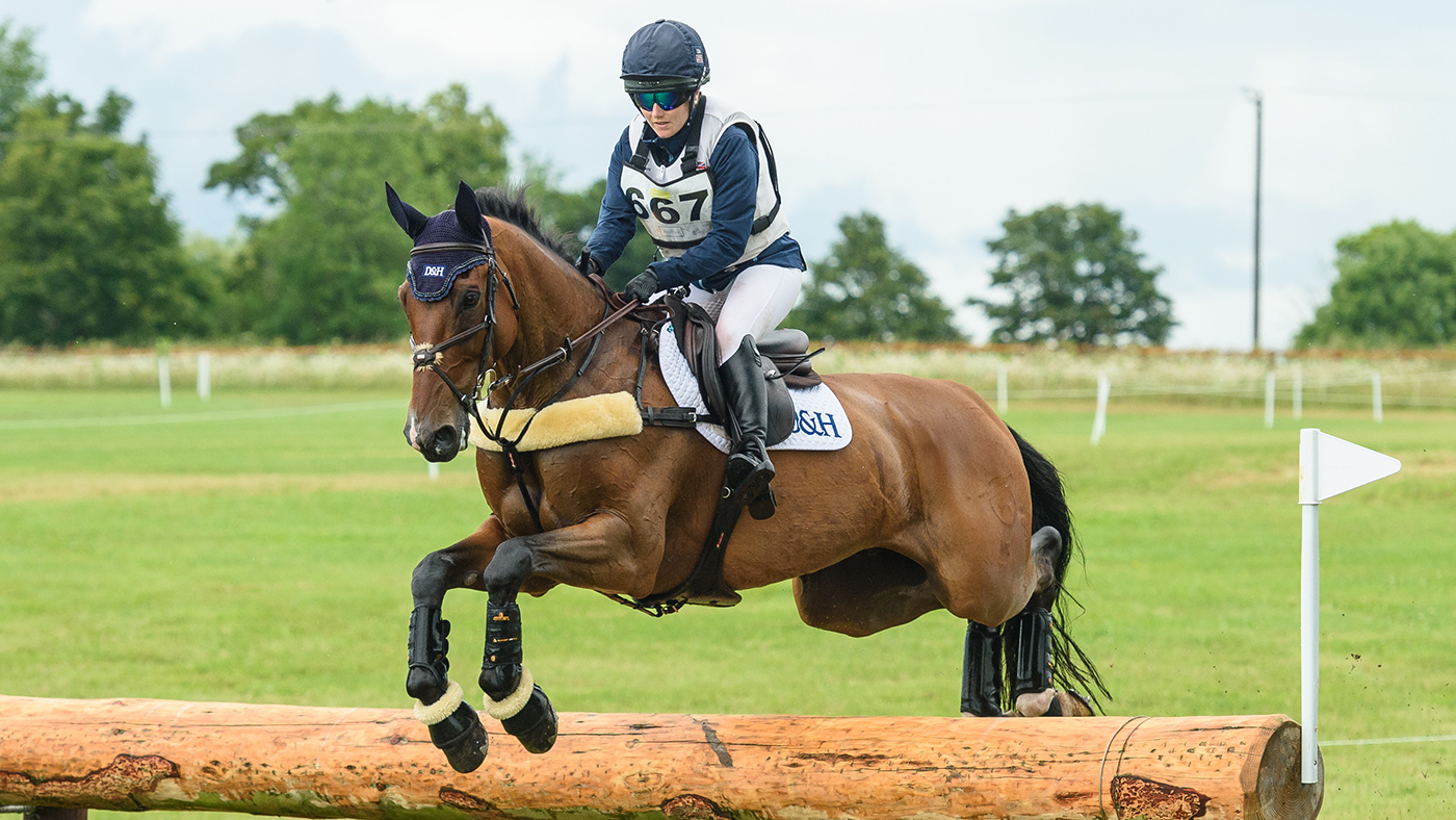 Laura-Collett-LONDON-52-Keysoe-Intermediate-4Jul21-004 ti archive