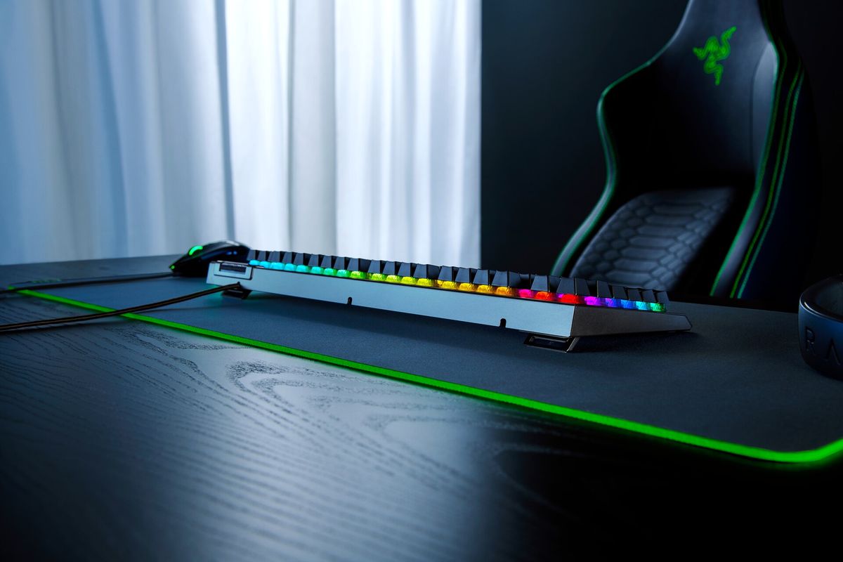 Top end of a Razer Blackwidow V4 X