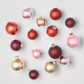 Pink and purple ornament set