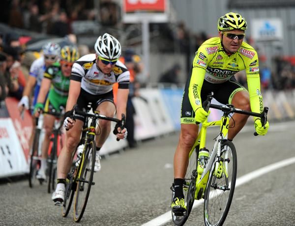 Kevin Hulsmans (Farnese Vini) leads the breakaway group