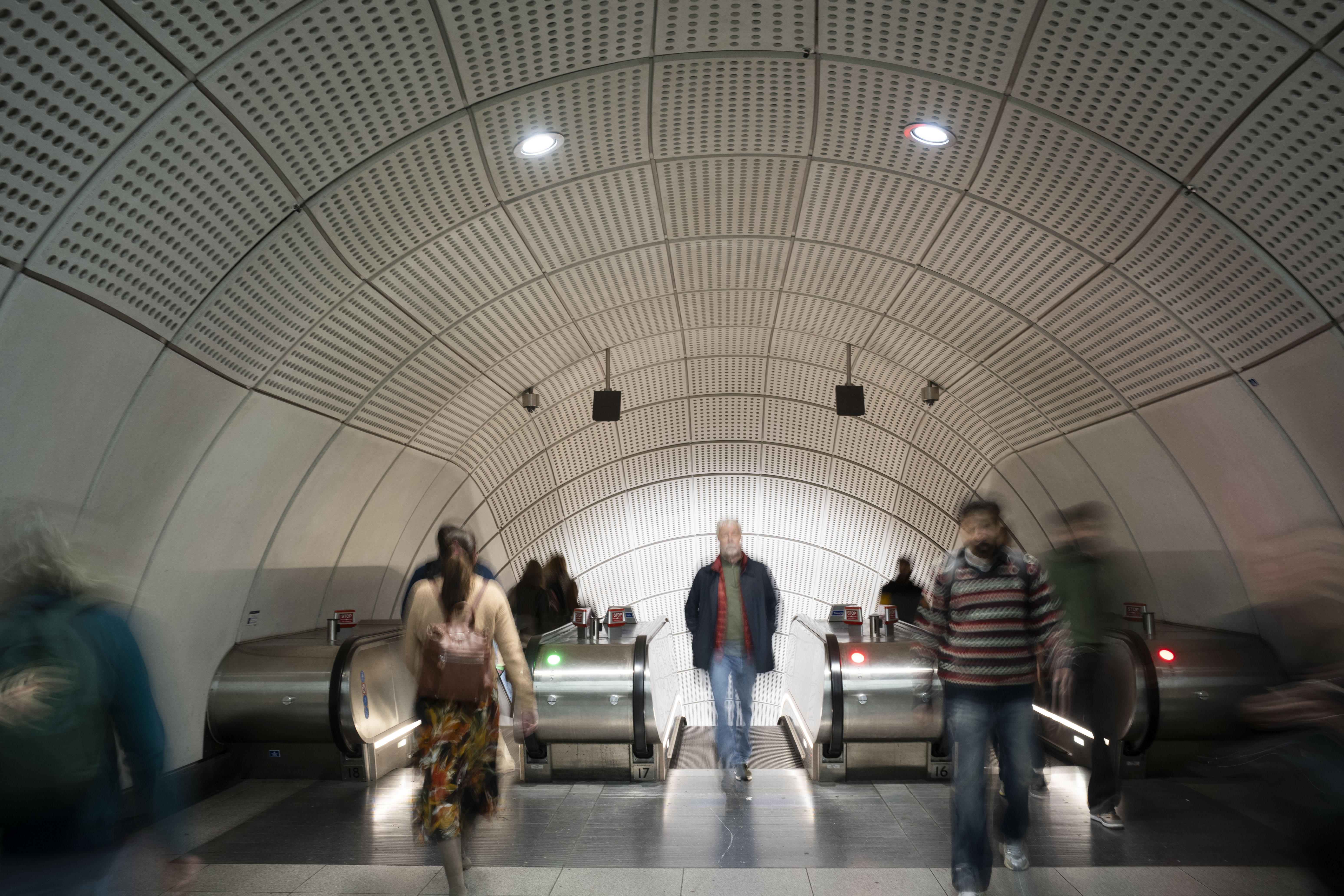 Ricoh GR IV sample images -  blurred movement of commuters in london underground