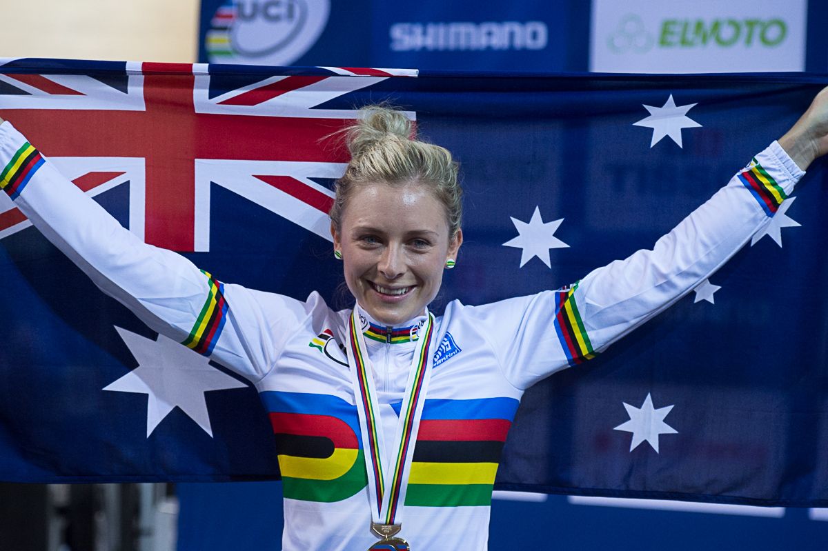 Annette Edmondson celebrates winning her first world omnium title in Paris