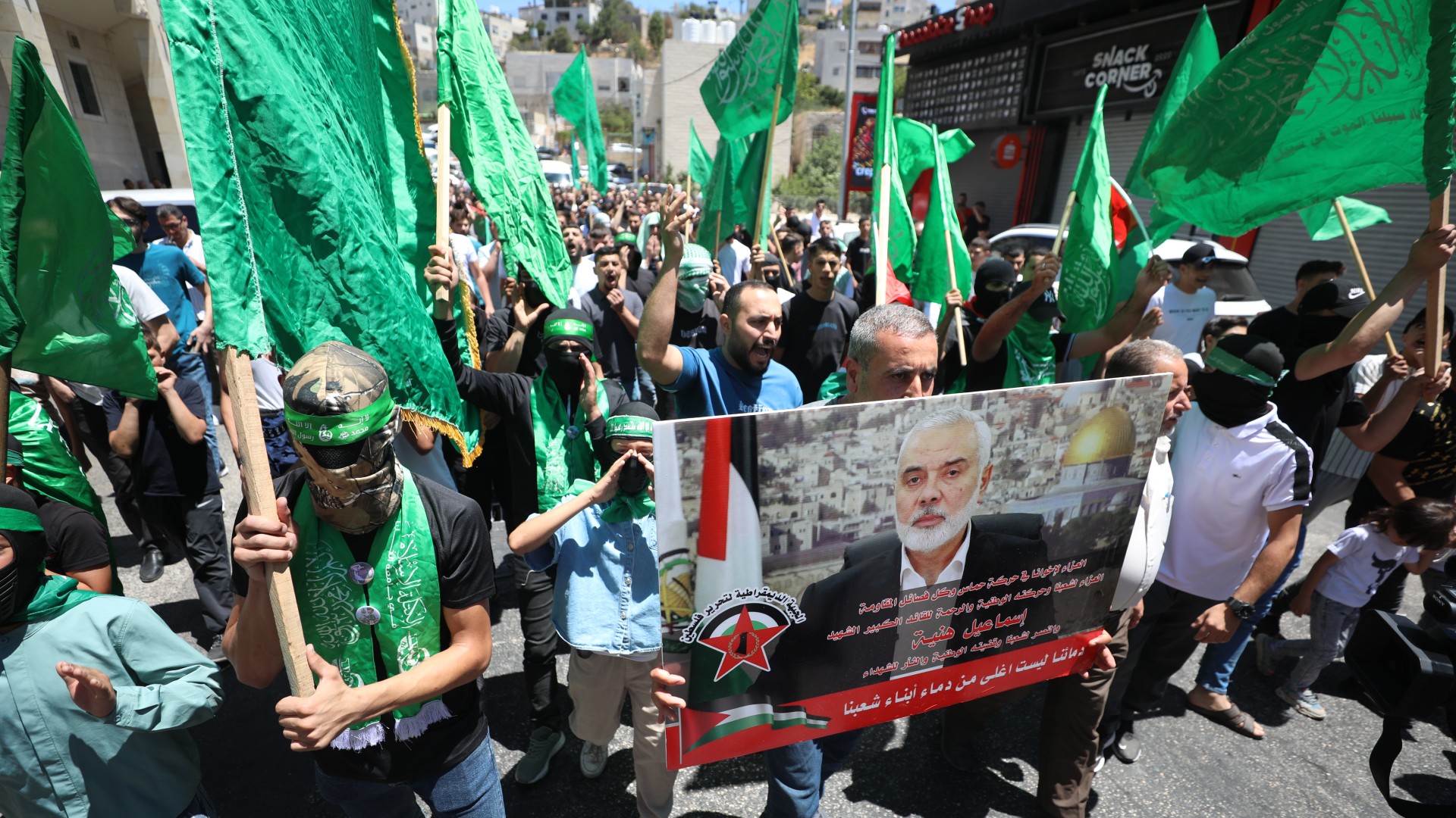  Hamas and Hezbollah strikes: what does it mean for Israel? 