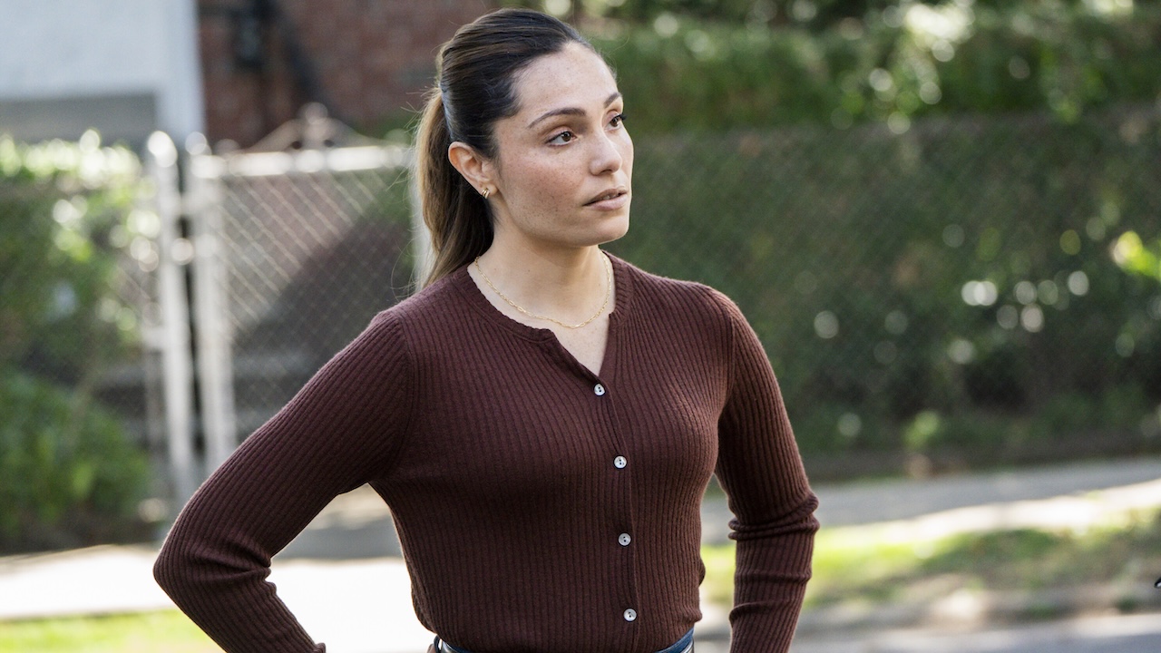 Juliana Aiden Martinez as Eva Ramos standing at crime scene in CBS' FBI Season 8x03