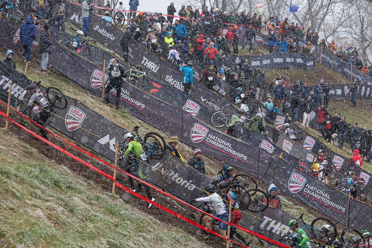 Early in lap 1 the entire men's field was already stretched out across the last two of three run-ups.
