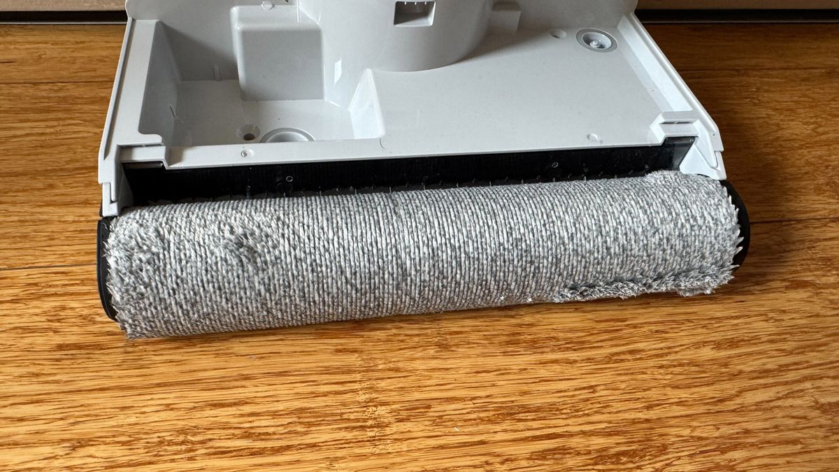 Roborock F25 Ace roller head