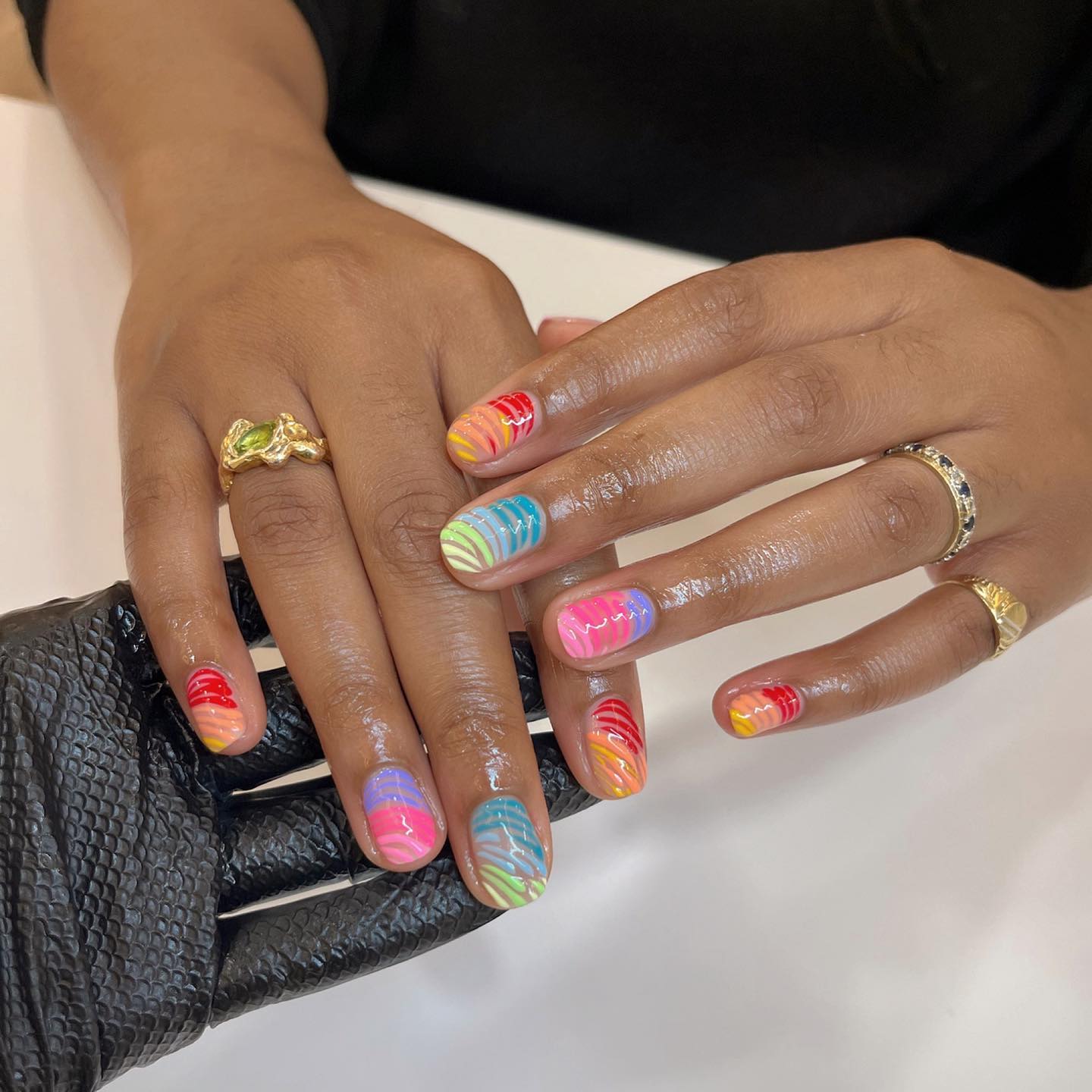 @corrinnabianca rainbow nail art