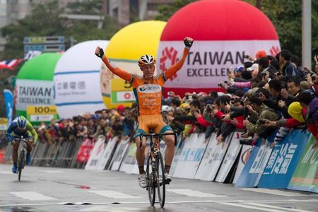 Anthony Giacoppo (Genesys Wealth Adviser) wins stage one of the Tour de Taiwan.