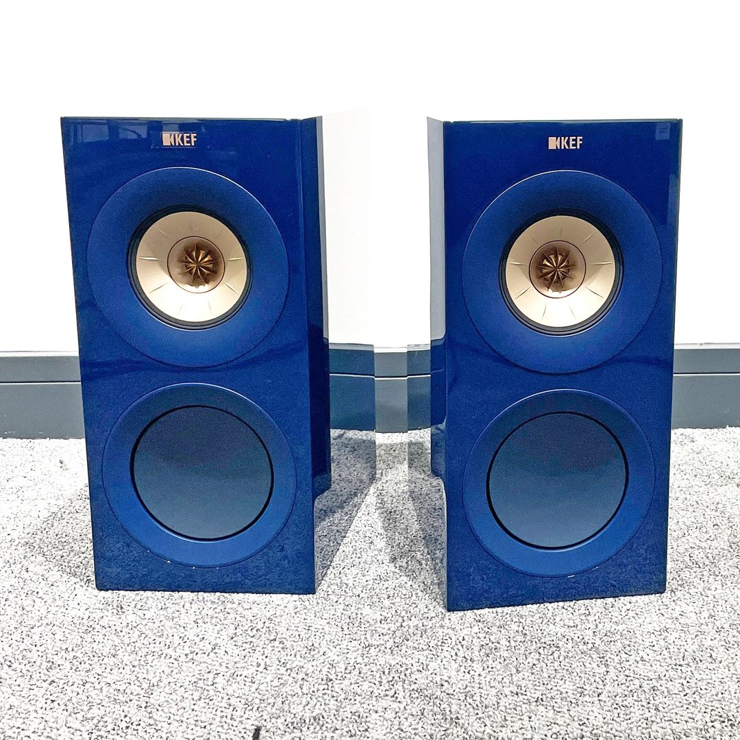 Standmount speaker: KEF R3 Meta