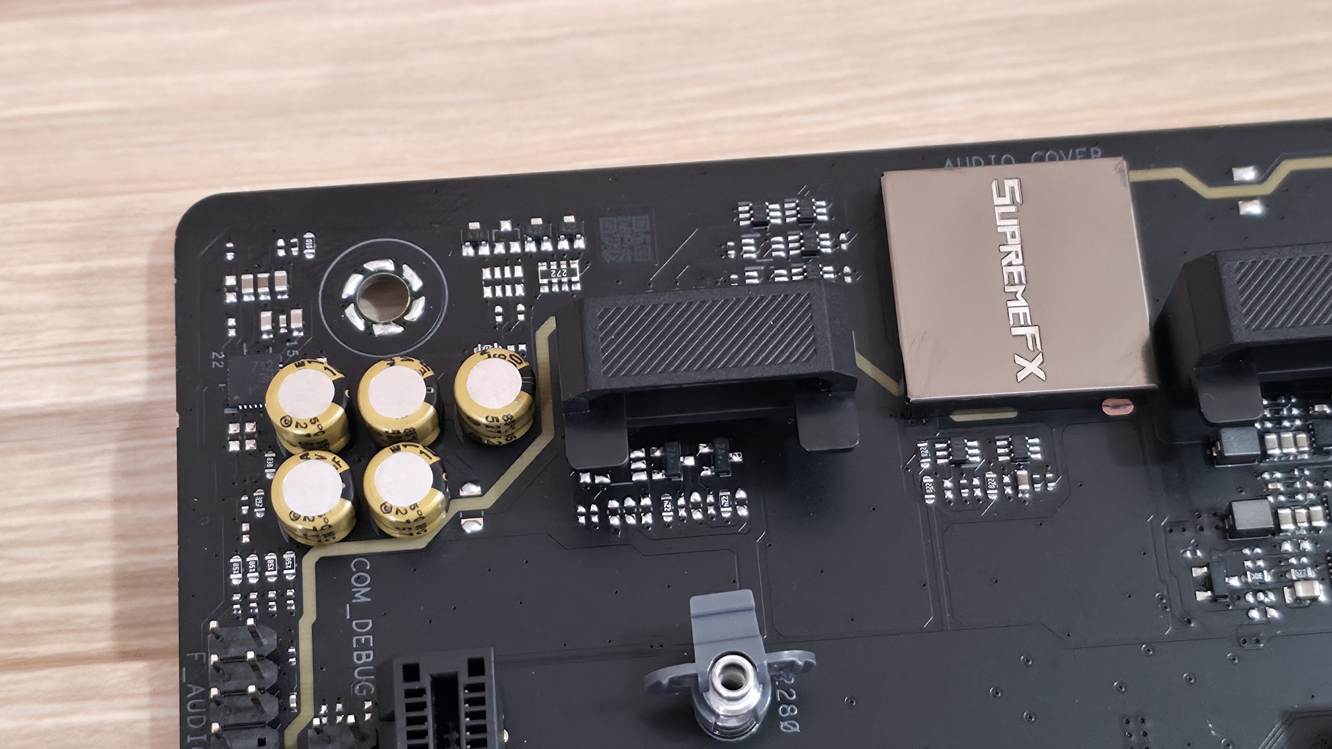 Asus ROG Strix B850-F Gaming Wifi Neo - ICs