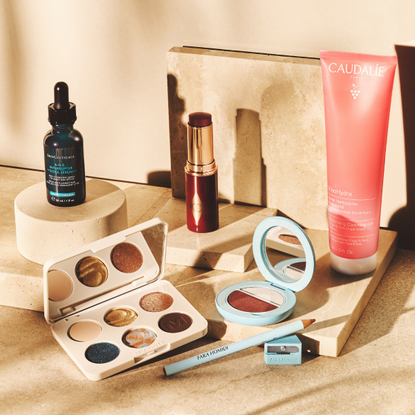 Beauty Desk Drop