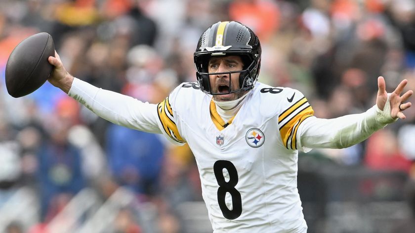 Aaron Rodgers of the Pittsburgh Steelers in NFL action