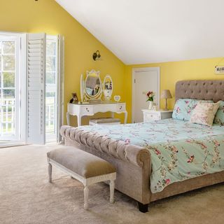 bedroom with velvet cot with printed bedding