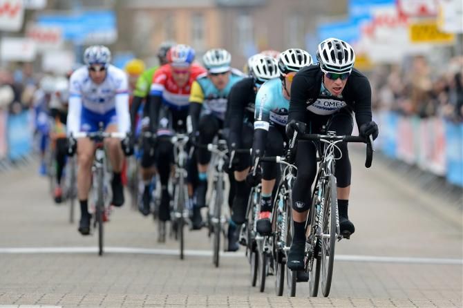 Omega Pharma-Quickstep controls the race for overall leader Kristof Vandewalle