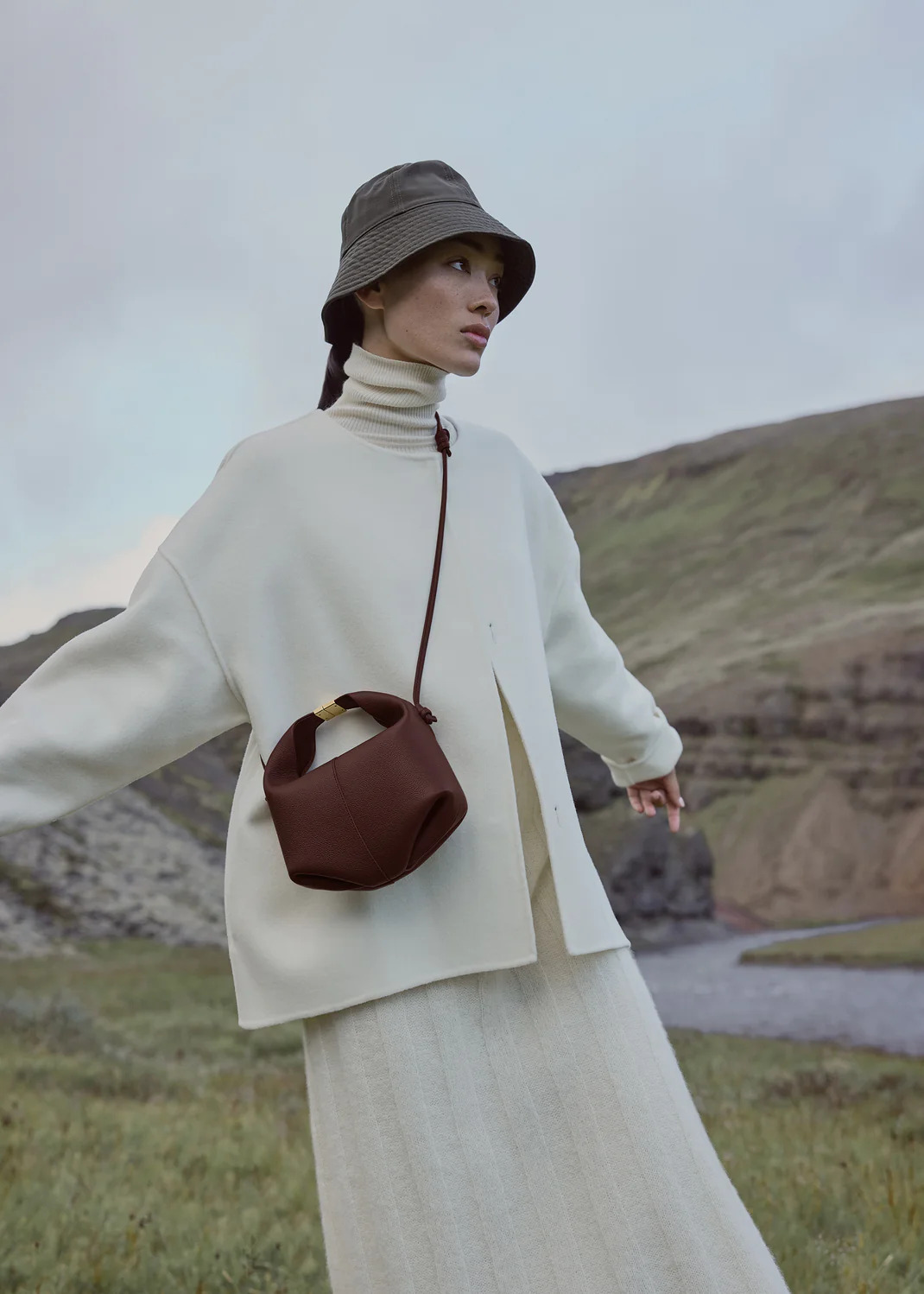 Pol&amp;egrave;ne burgundy bag