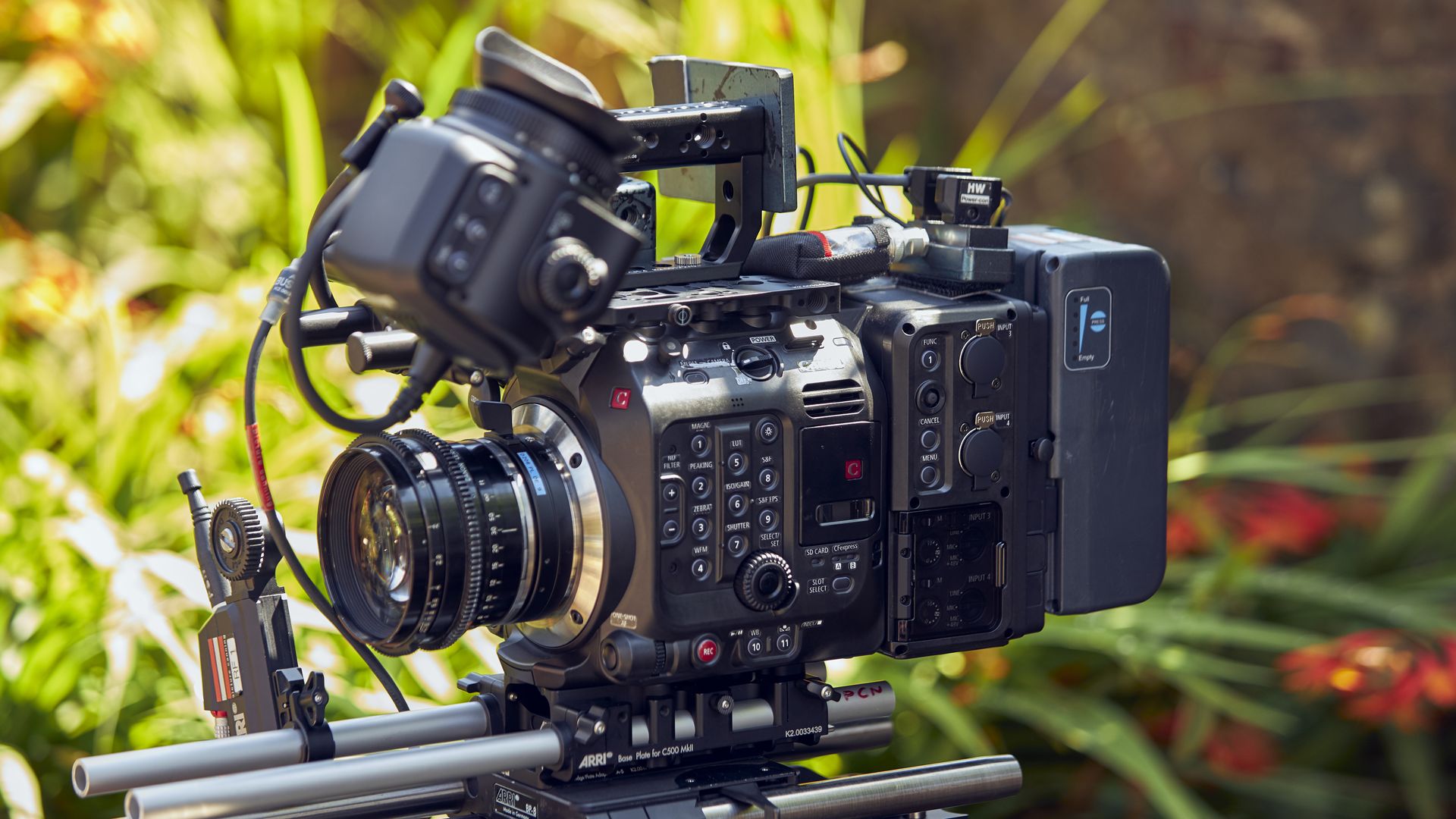 Report Canon to launch 8K and 4K full frame cine cameras, plus RF cine