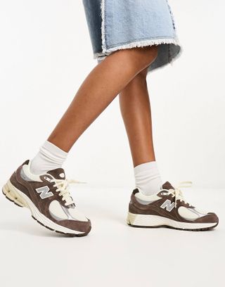 New Balance 2002r Trainers in Brown - Exclusive to Asos