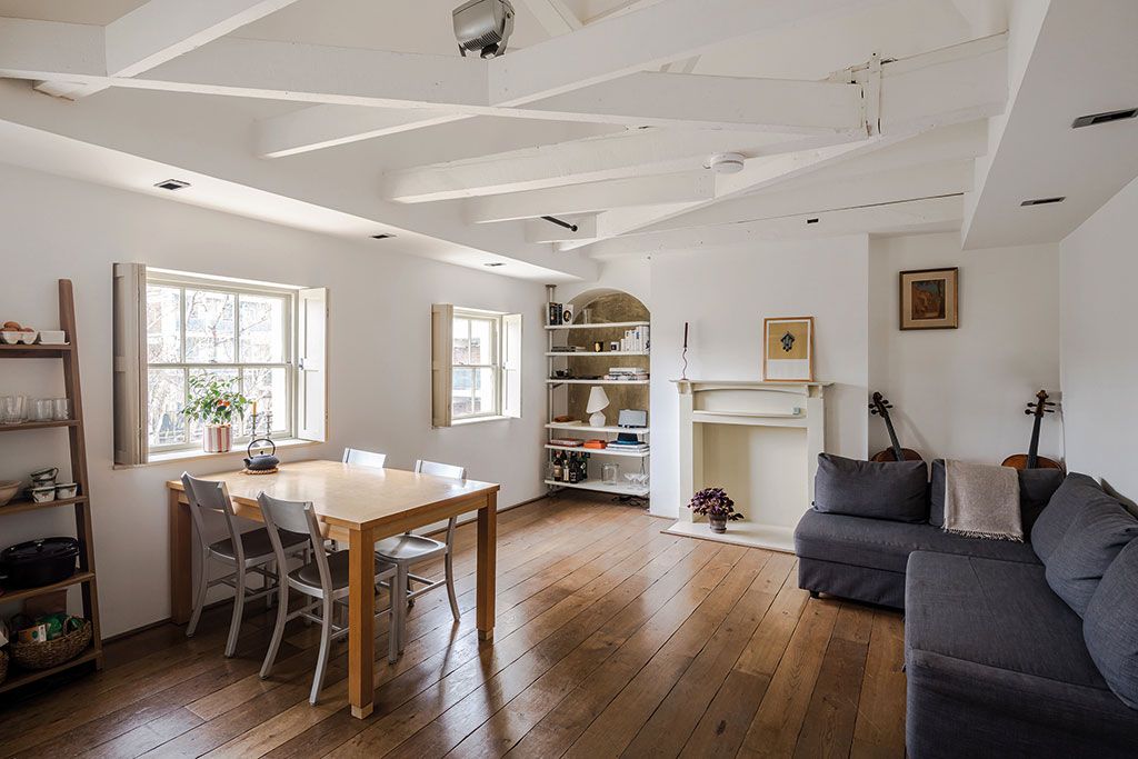 Houses for sale for around &pound;500,000: Charles Square, London N1
