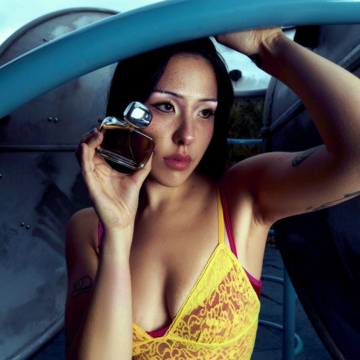 Cammy Reviews for Nostos shot by Anna Koblish.