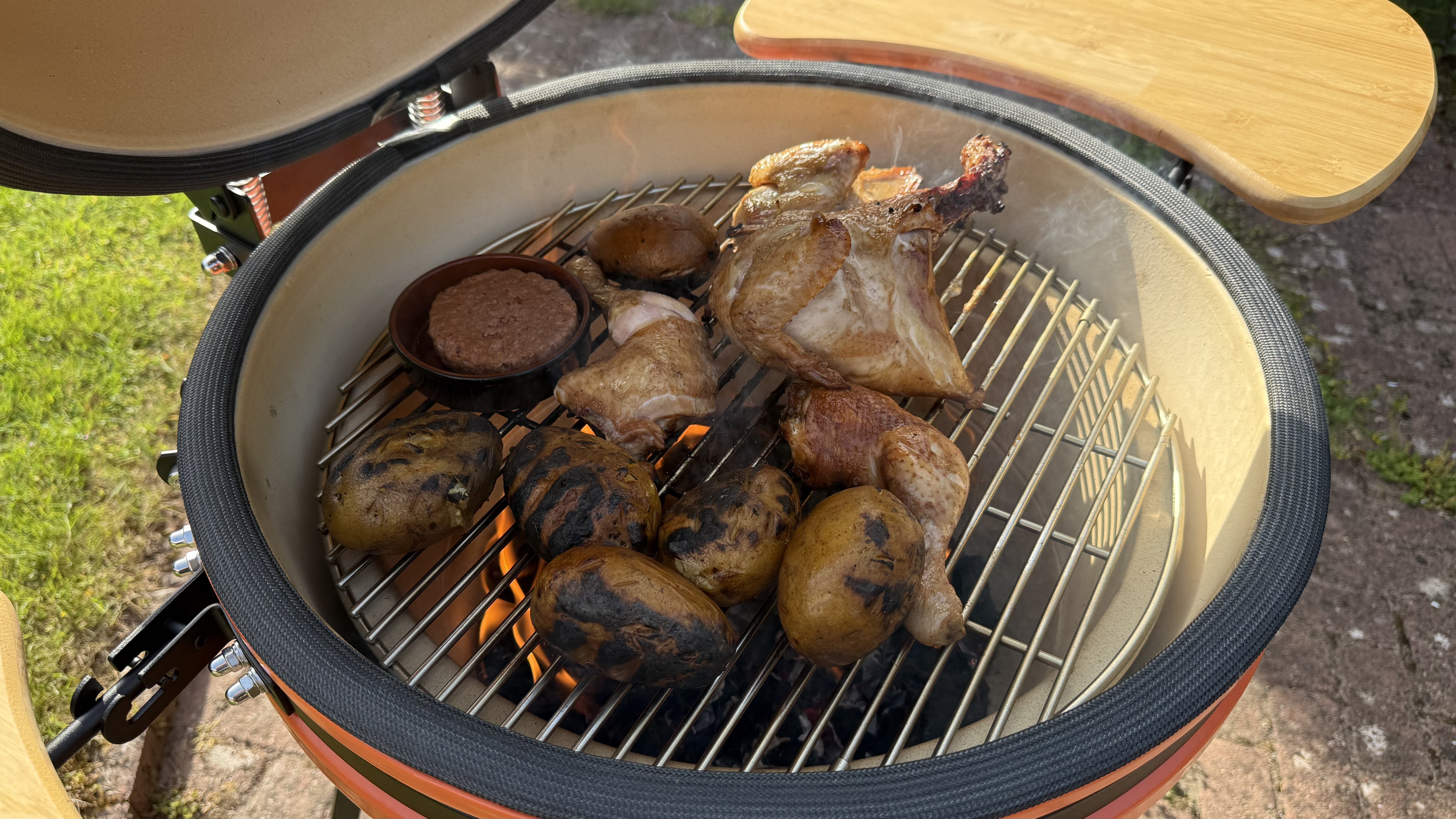 GoodHome Sagami Orange Charcoal Egg 