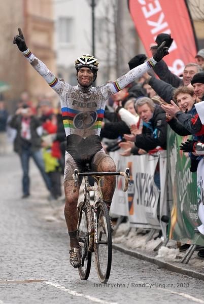 Glory days. Another title for world champion Zdenek &Scaron;tybar (Telenet-Fidea Cycling Team).