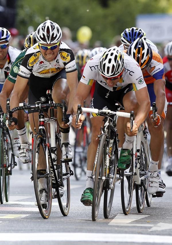 Degenkolb came through to win with 25m remaining