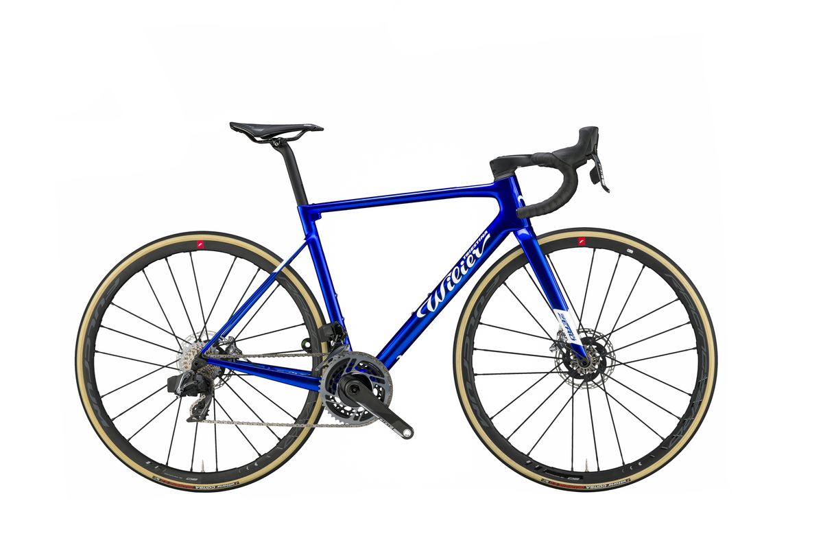 Wilier Zero SLR in admiral blue