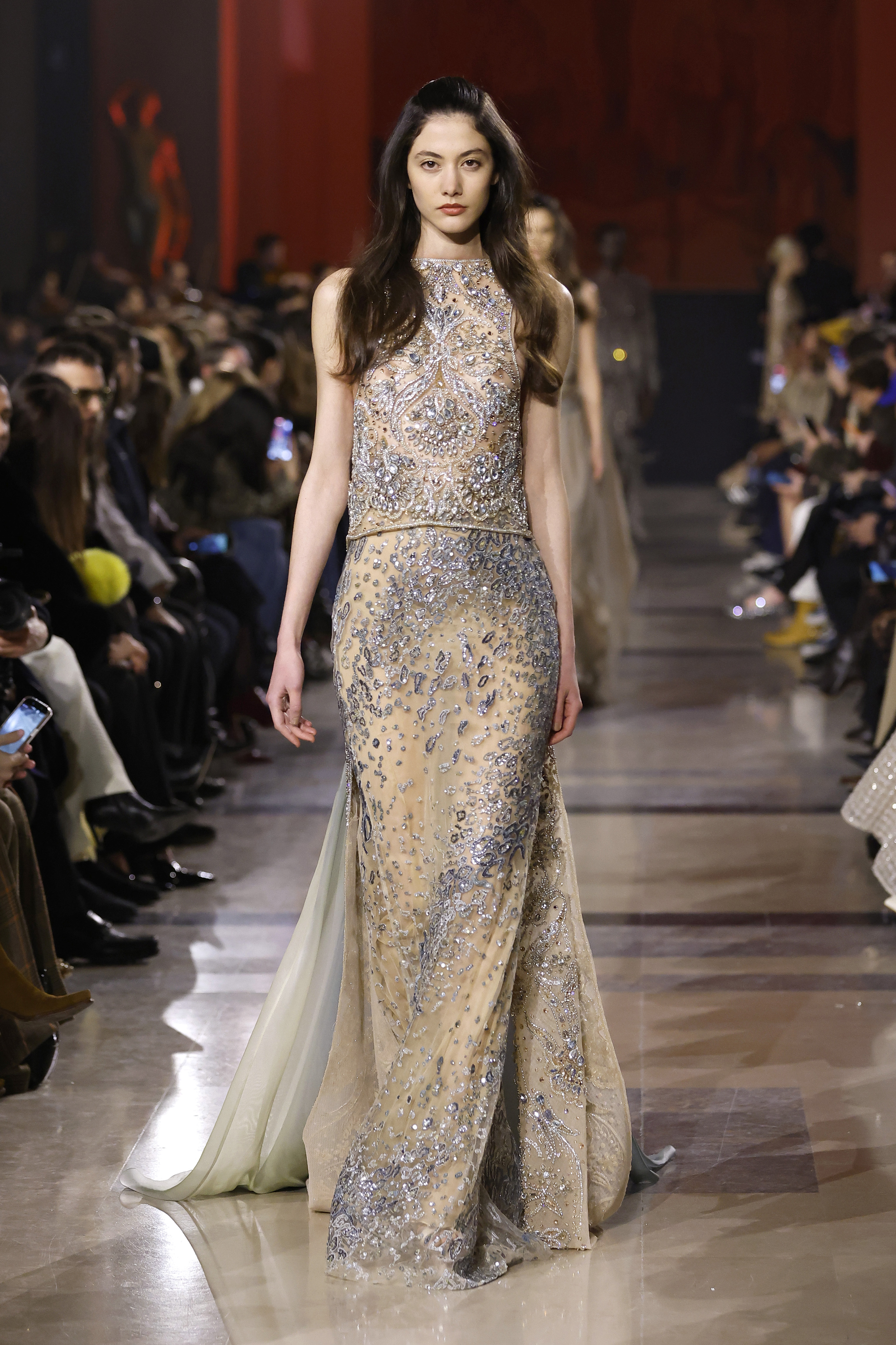 inspiration behind kristen bell's red carpet look