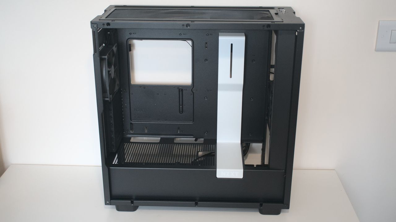 NZXT H7 Flow