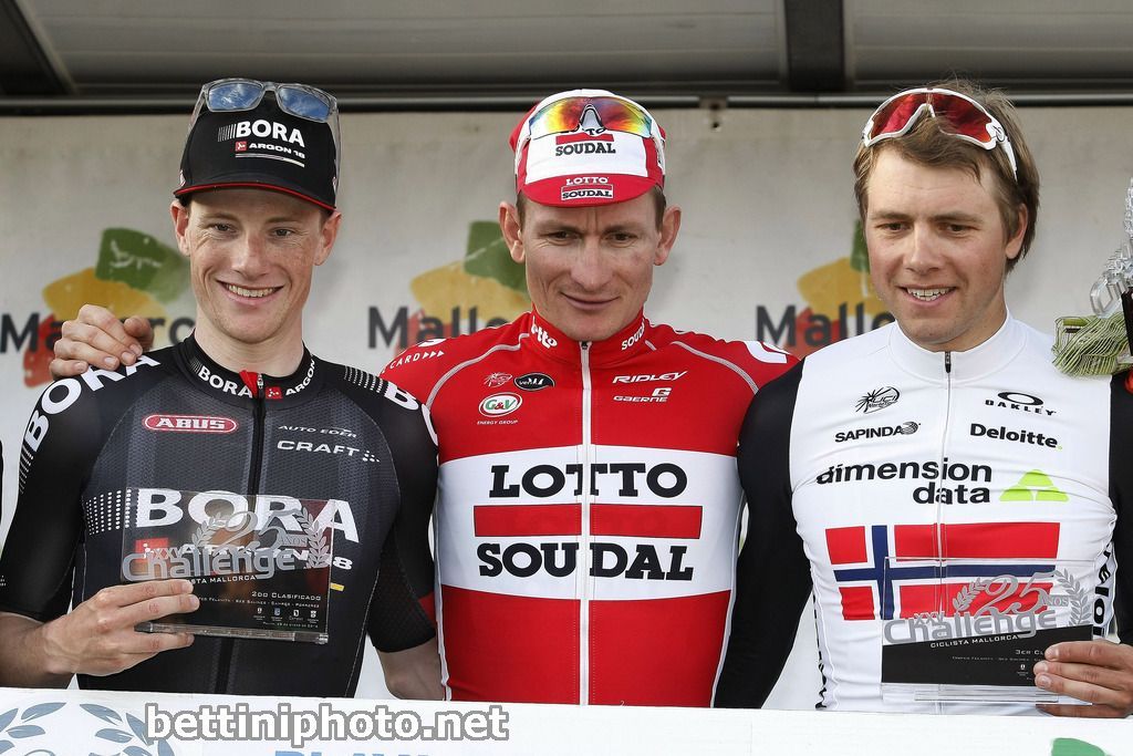 The podium: Sam Bennett (bora-Argon 18, Andre Greipel (Lotto Soudal) and Edvald Boasson Hagen (Dimension Data)