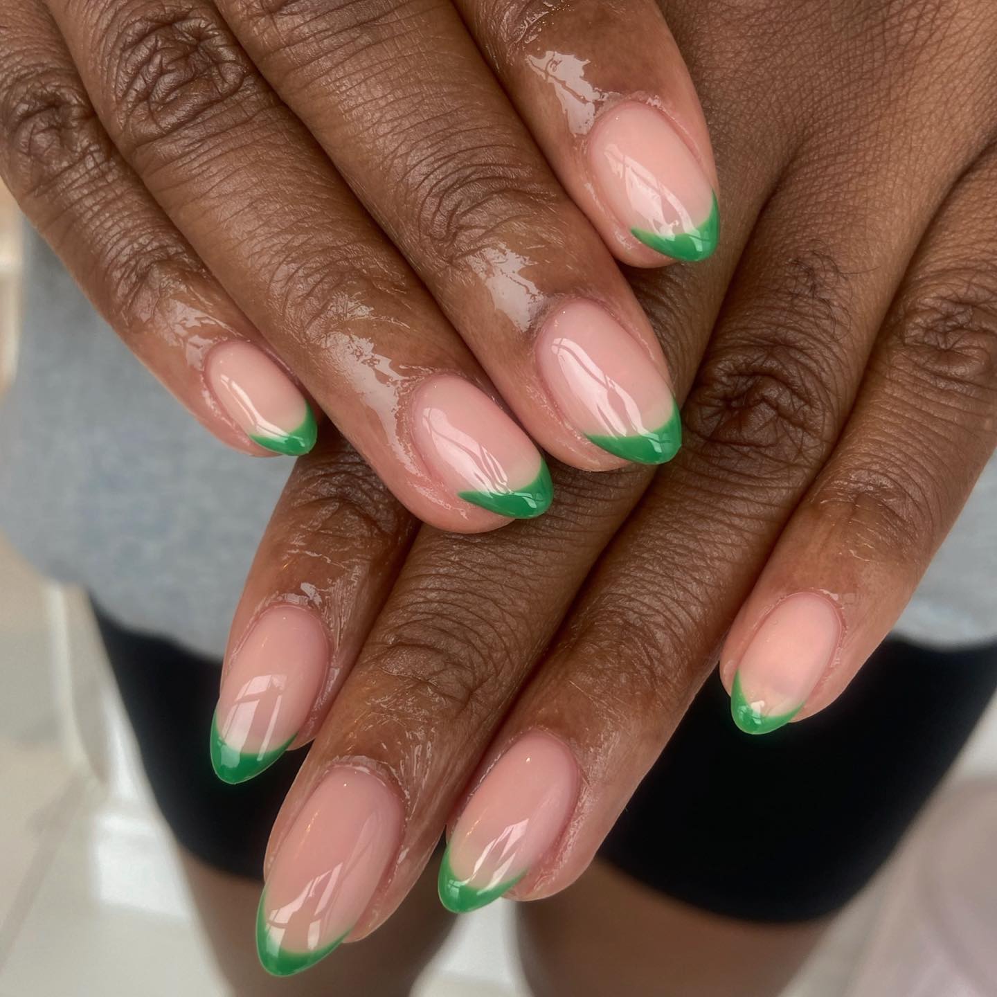 short almond nail tips green french