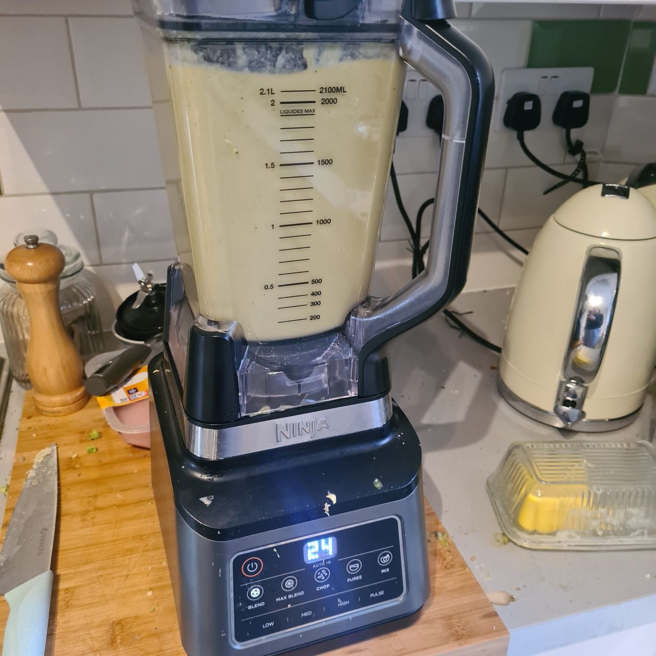 Ninja 3in1 Food Processor with AutoIQ BN800UK review Ideal Home