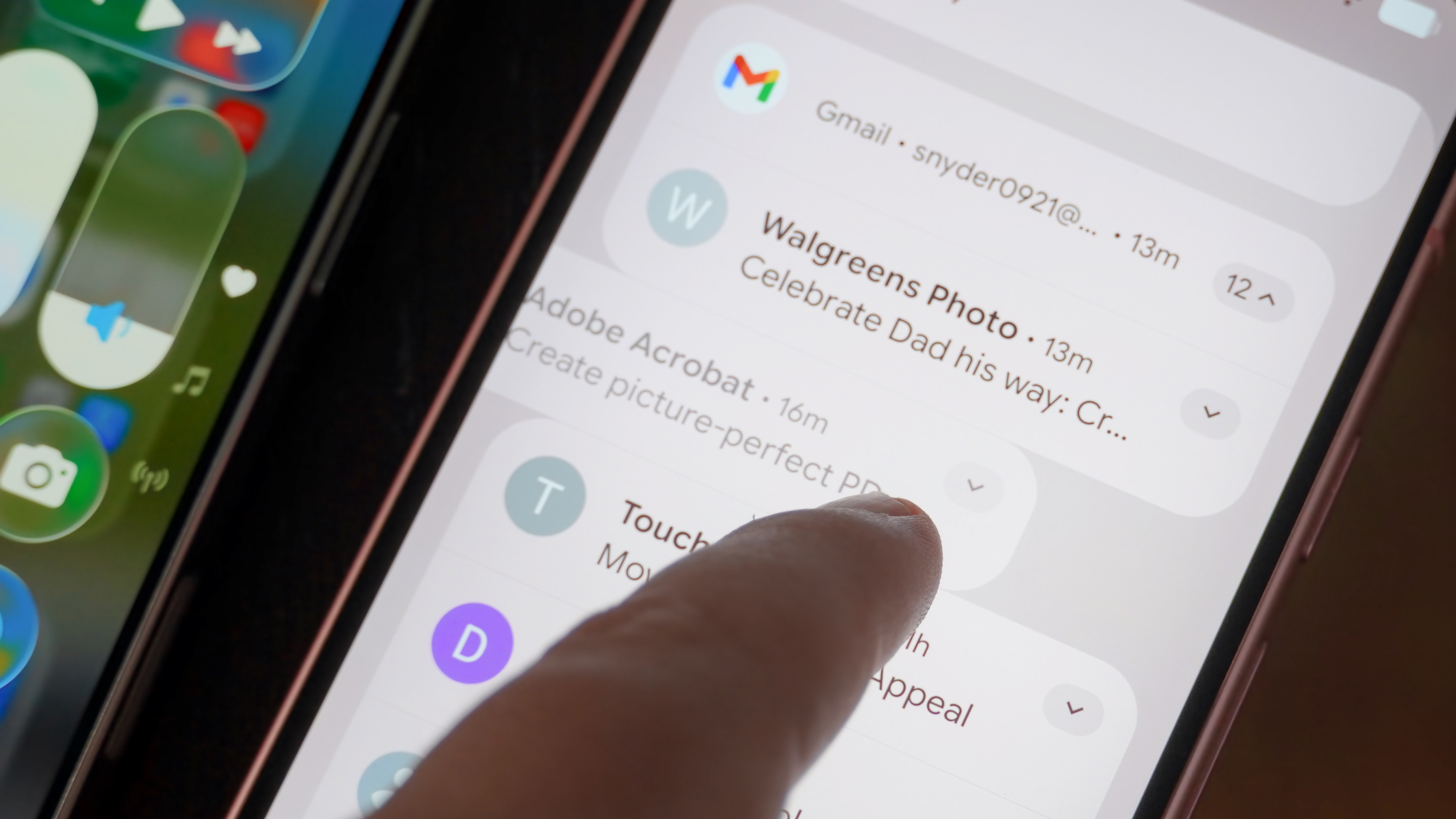 Notifications snapping in an out of place as you clear them on Material 3 Expressive.