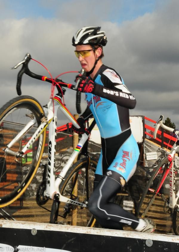 Andrew Dillman (Bob&rsquo;s Red Mill) running the barriers