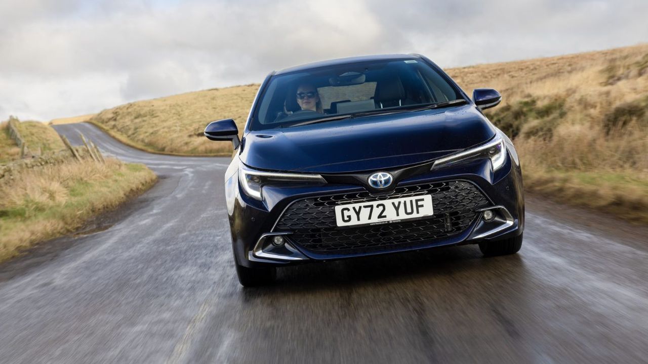 Toyota Corolla 1.8 Hybrid 2023