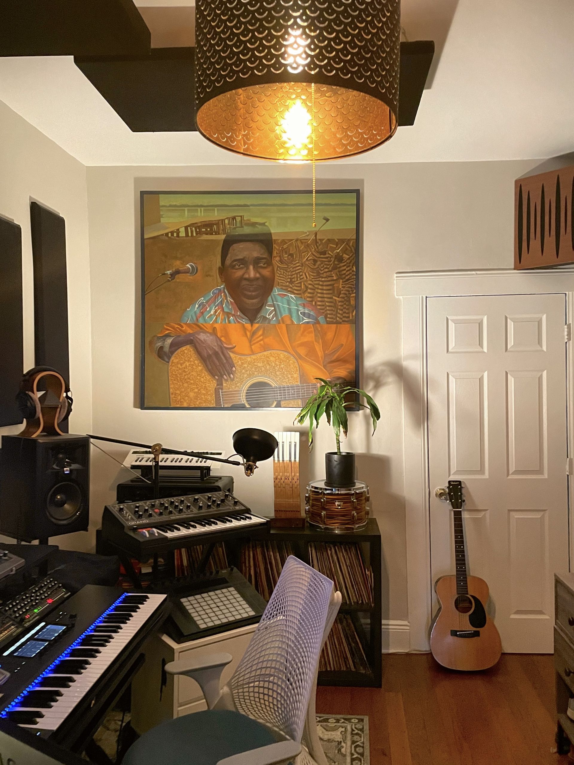 Studio musik di apartemen Doman