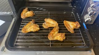 air fried chicken wings using the Breville the Smart Oven Air Fryer