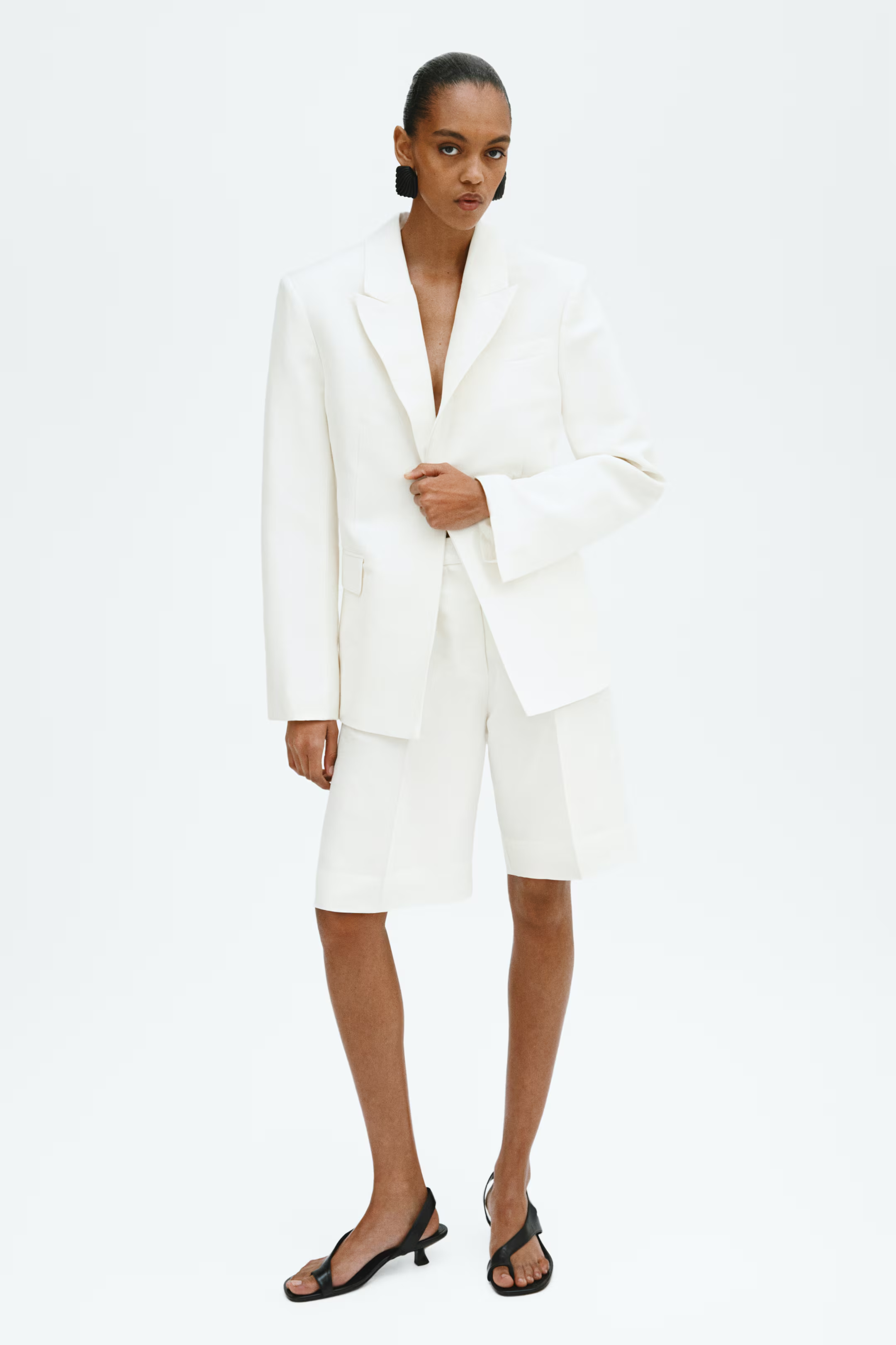 H&amp;amp;M, Linen-Blend Bermuda Shorts