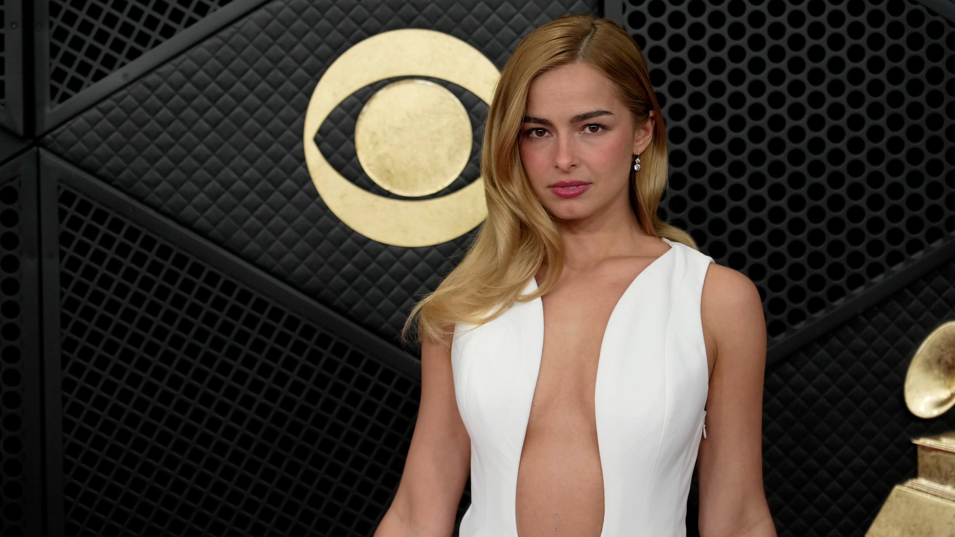 addison rae at the grammys