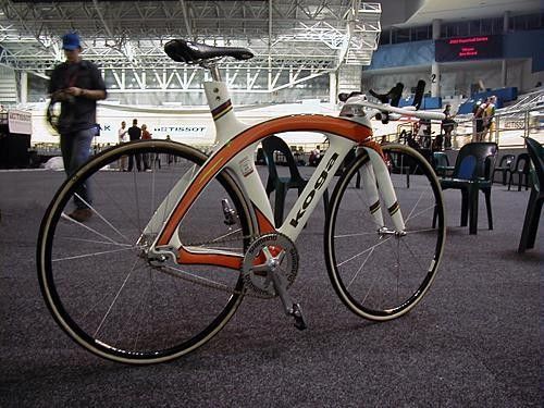 Pictured in the infield of the Vodafone Arena, the Dutch team&rsquo;s paint scheme nicely follows the sweeping lines of the BT frame.