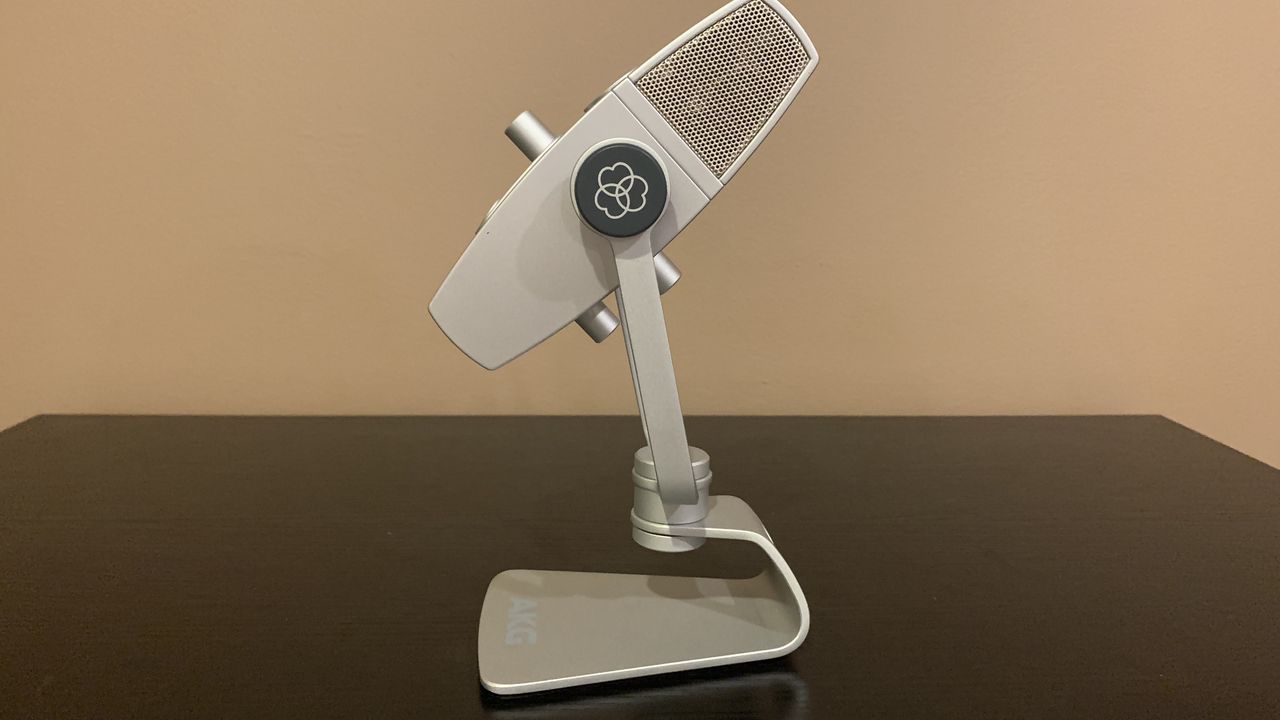 akg lyra
