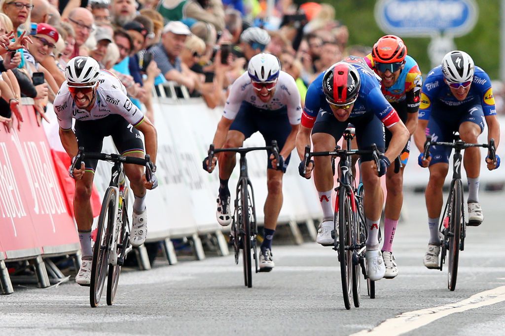 Hayter beats Alaphilippe to second place 