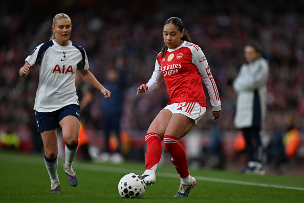 Olivia Smith of Arsenal in action during the Barclays Women's Super League match between Arsenal and Tottenham Hotspur at Emirates Stadium on March 28, 2026 in London, England. 