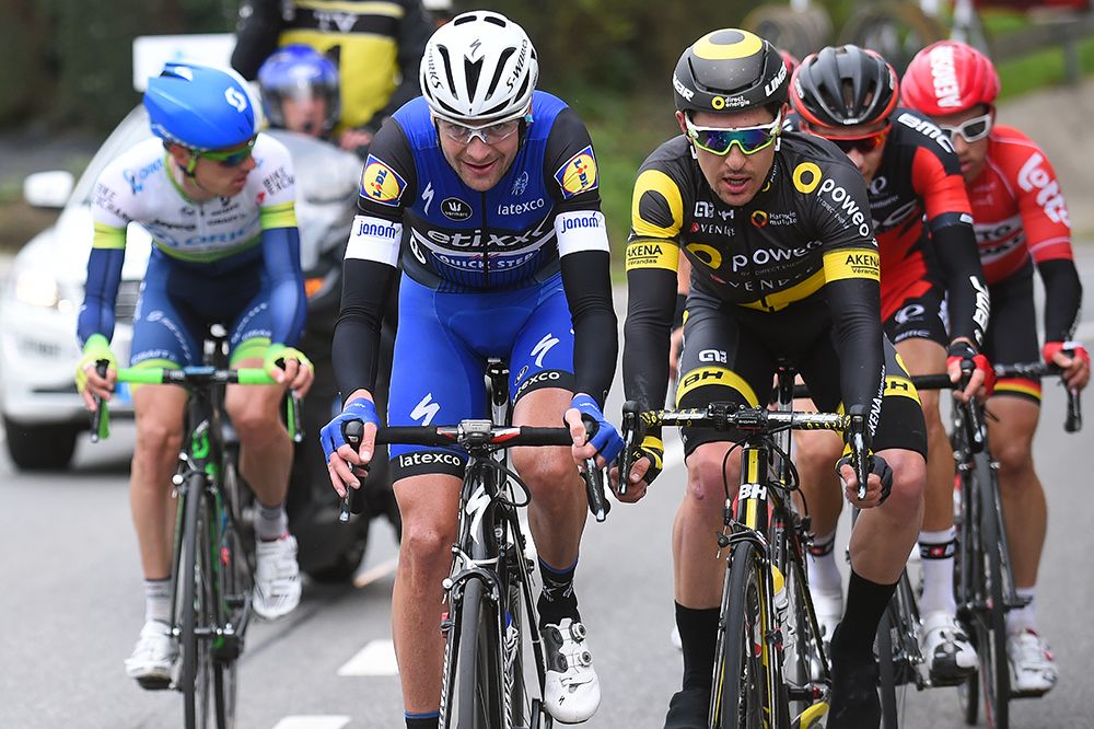 Pieter Serry and Angelo Tulik drive the break